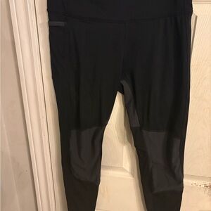 Women’s Columbia omniwick Black hiking Leggings size large.